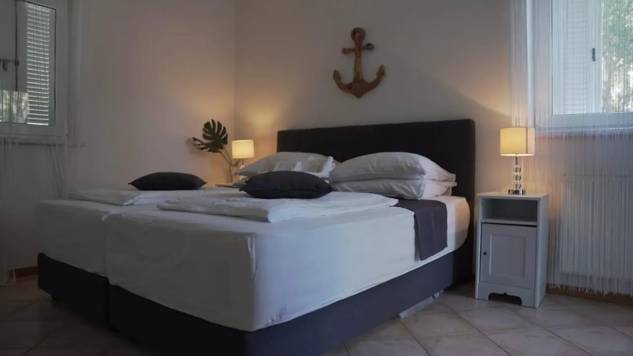 Villa Olea Simuni 4*,  Croatia