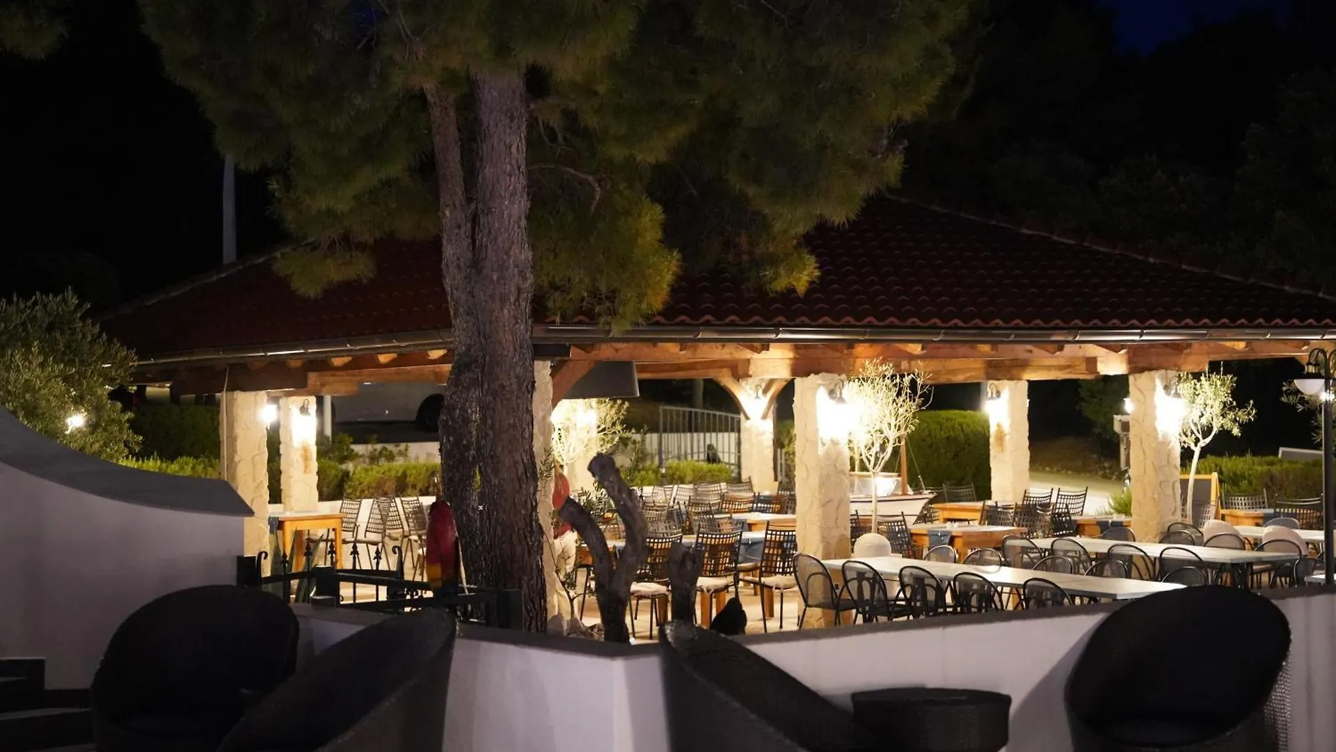 Villa Olea Simuni 4*,  Croatia